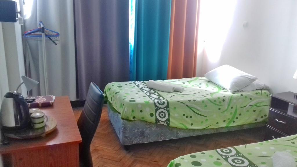 The Quiet Corner Guest House Maputo Buitenkant foto