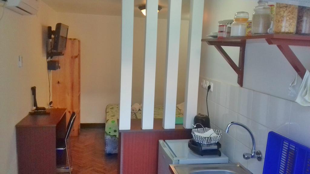 The Quiet Corner Guest House Maputo Buitenkant foto