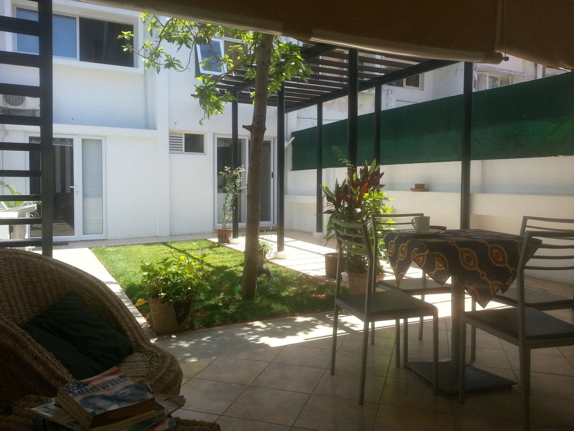 The Quiet Corner Guest House Maputo Buitenkant foto